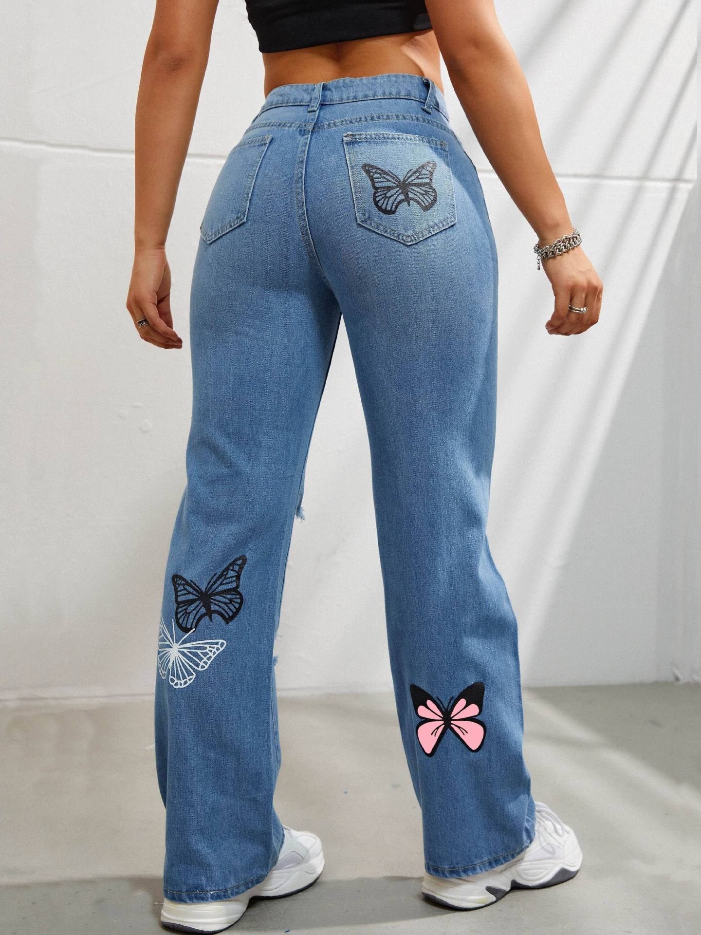 Lily – High-Waisted Jeans with Butterfly Print