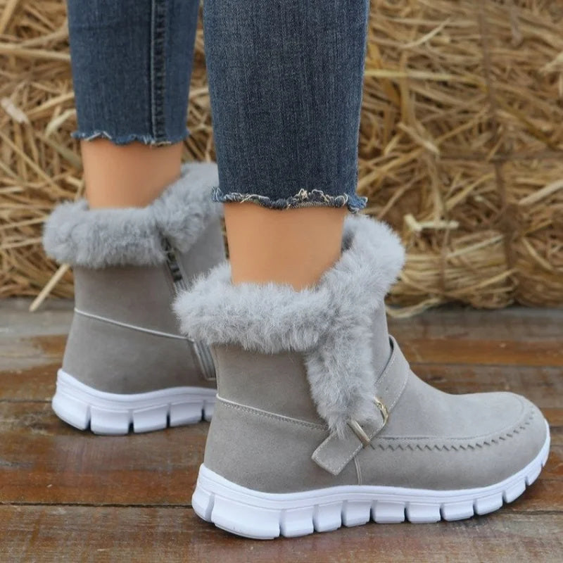 Holly – Thick Winter Boots with Buckle Design