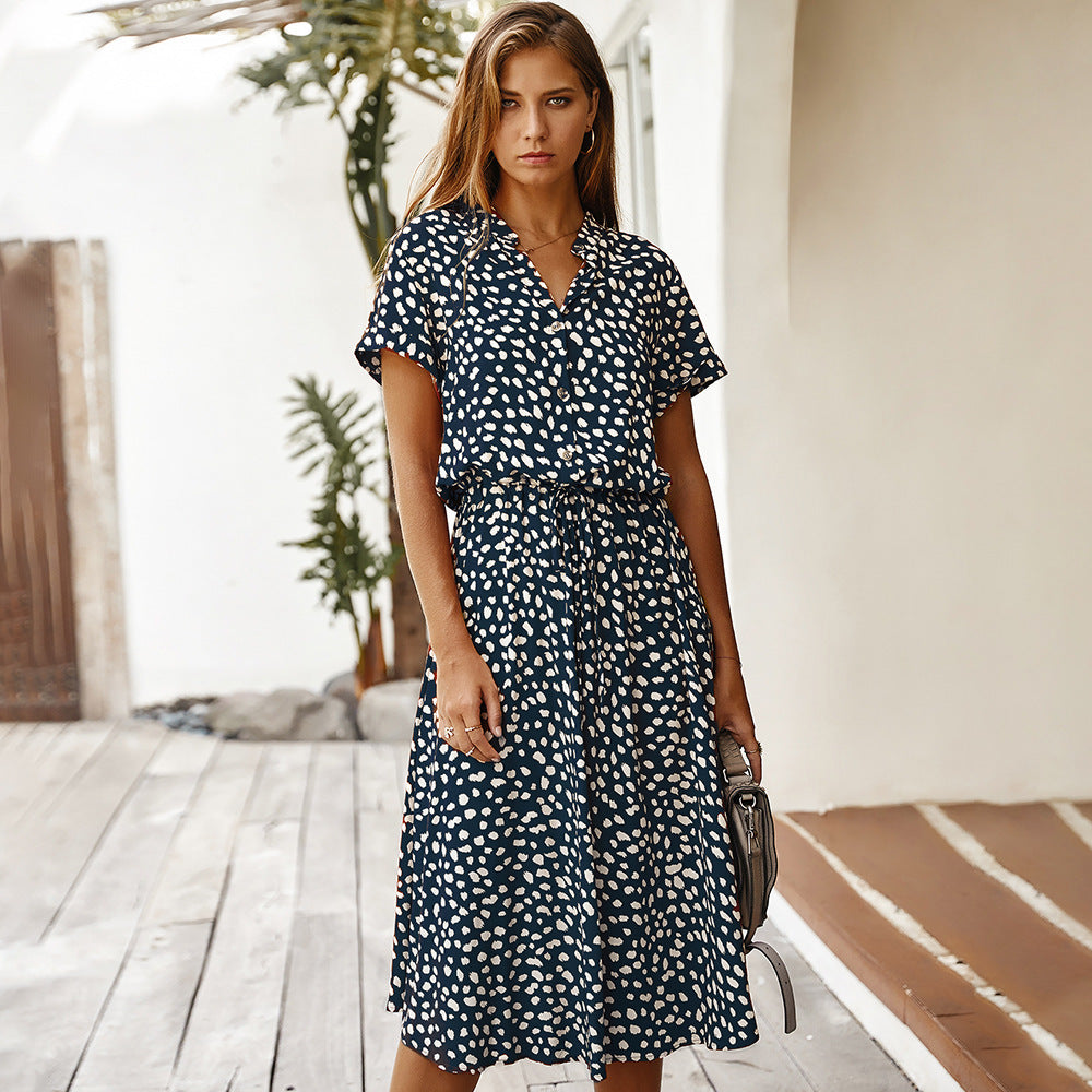 Sara – Short Women's Dress with Wave Dot Pattern and Collar