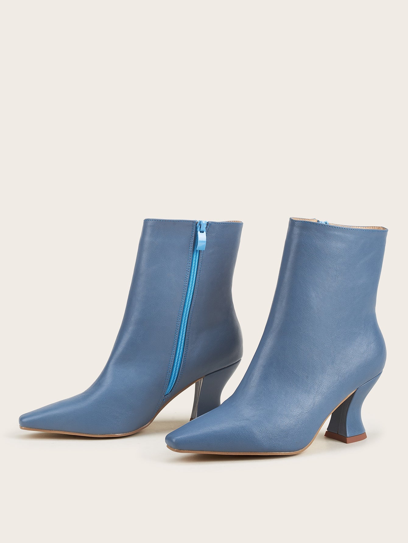 Brenda – Stylish Pointed-Toe Ankle Boots for Women in Plus Sizes