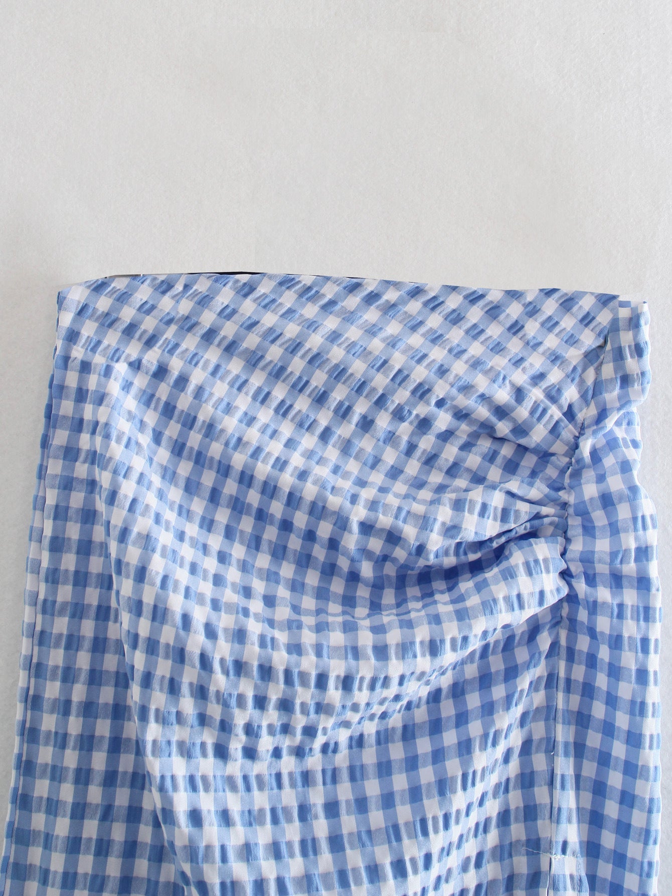 Lucy – Elegant Women's Skirt with High Slit and Back Zipper