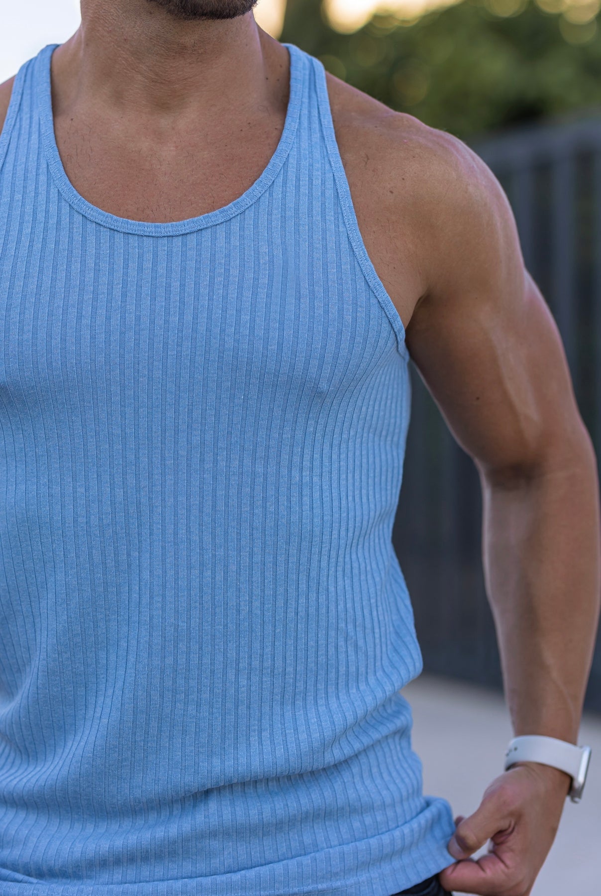 Jay – Sleeveless Sports and Casual Shirt with Vertical Stripes