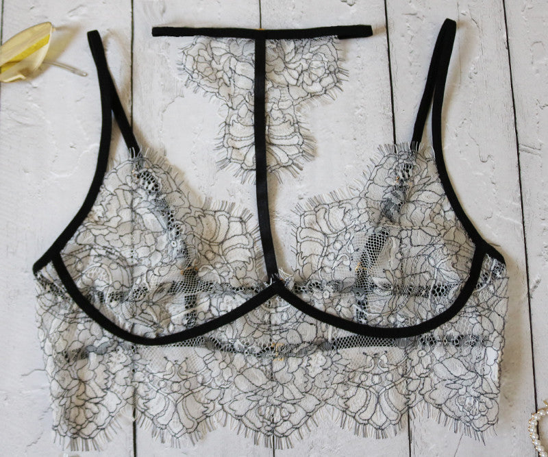 Tanya – Alluring Three-Point Women's Lingerie
