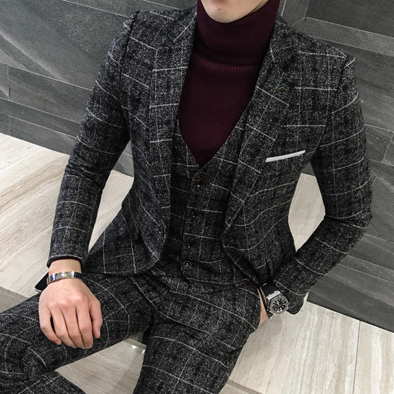 Timothy – Slim-Fit Suits with Check Pattern