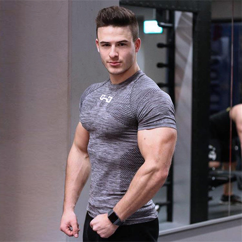 Daniel – Short Sleeve Fitness T-Shirt with Quick-Dry Fabric for Running