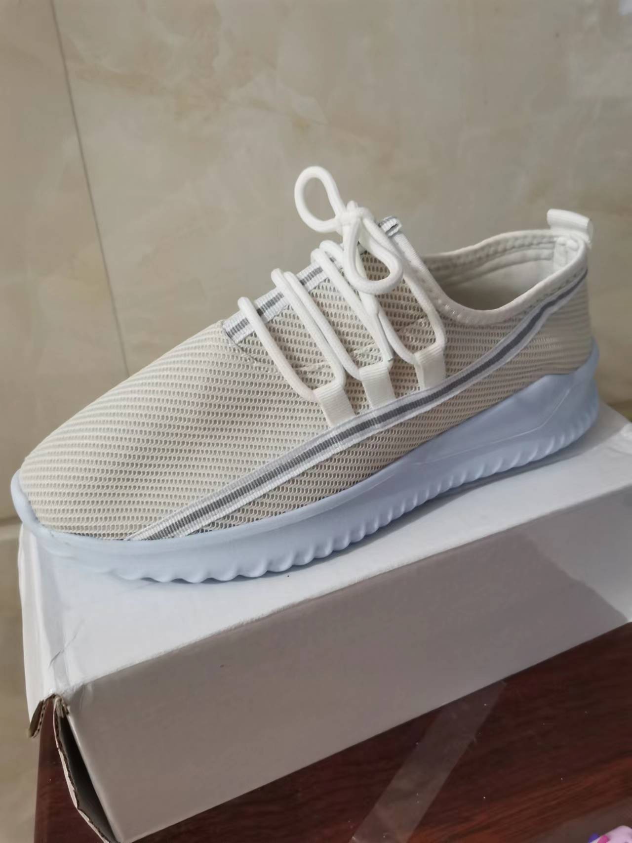 Alice – Striped Women's Sneakers for Sport