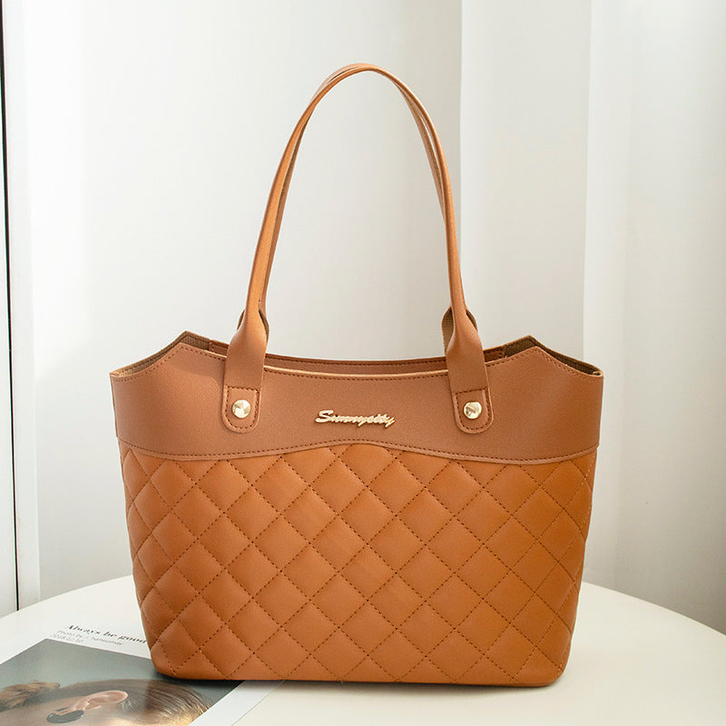 Harriet – Rhombus Handbag with Chic Check Pattern