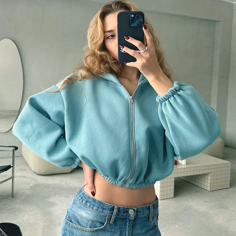 Victoria – Sporty Y2K-Style Hoodie