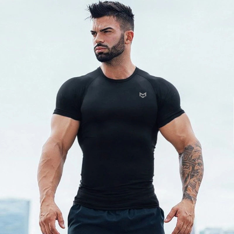 Daniel – Short Sleeve Fitness T-Shirt with Quick-Dry Fabric for Running