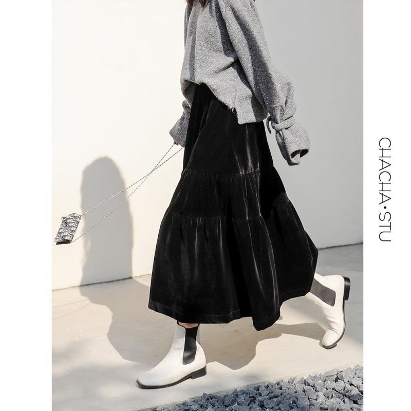 Deborah – Women's A-Line Skirt in Thick Velvet