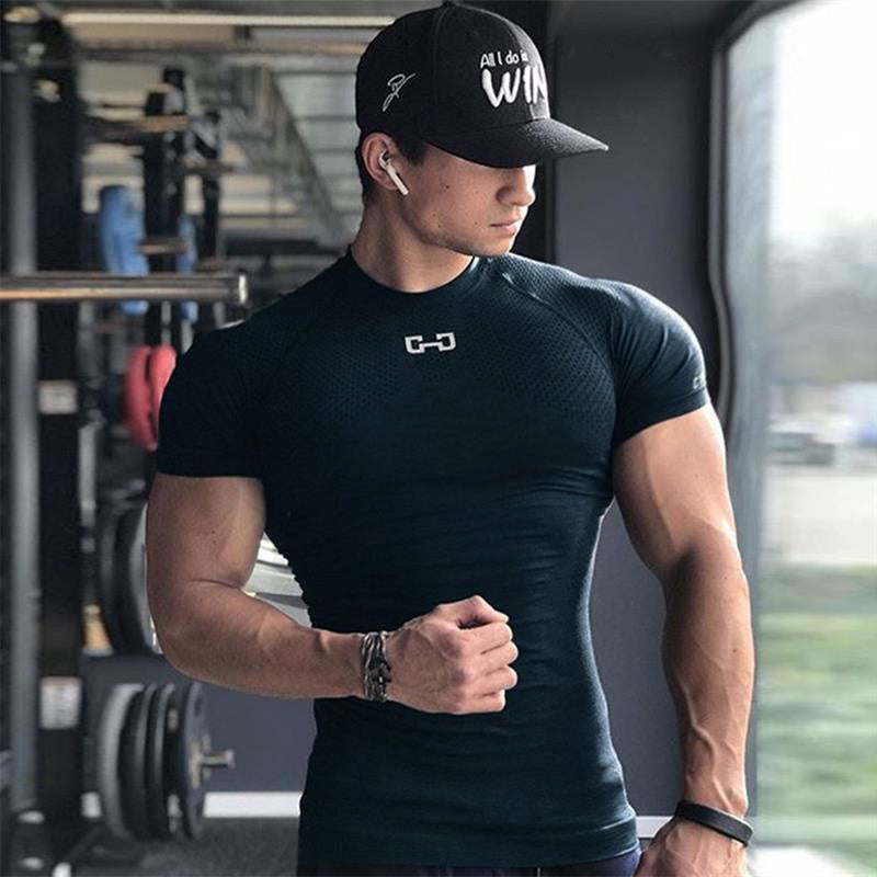 Daniel – Short Sleeve Fitness T-Shirt with Quick-Dry Fabric for Running