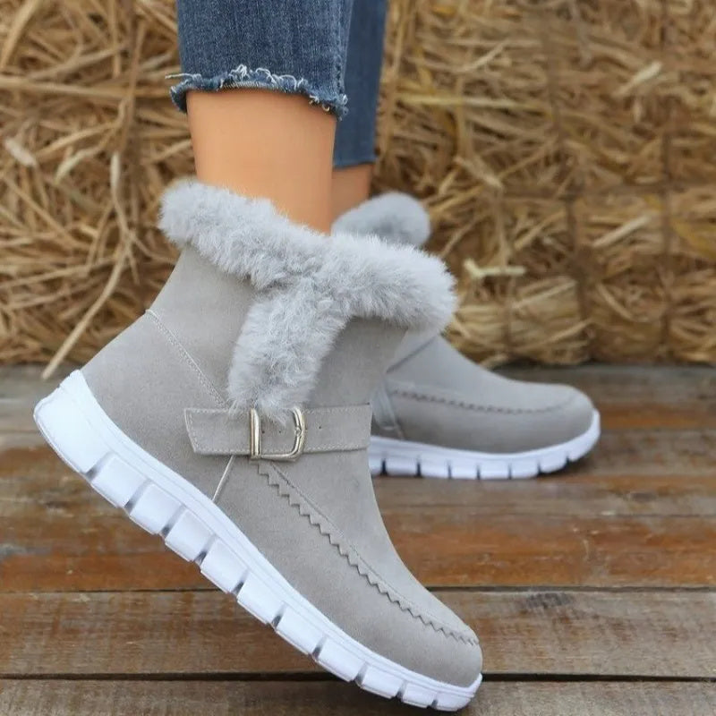 Holly – Thick Winter Boots with Buckle Design