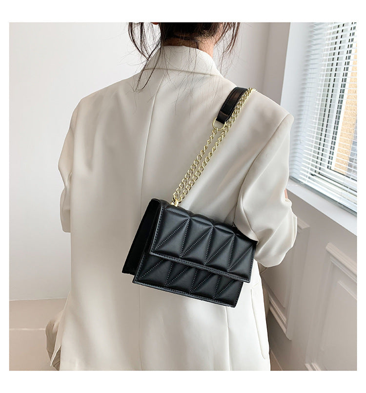Anna – Fashionable Chain Crossbody Shoulder Bag