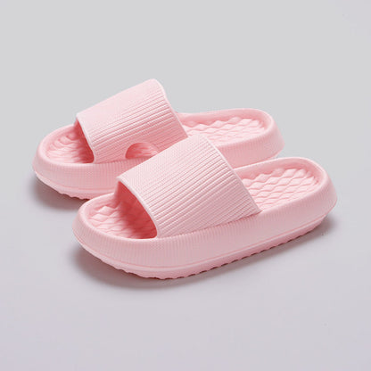 Lynda – EVA Slippers with Diamond Pattern and Non-Slip Sole