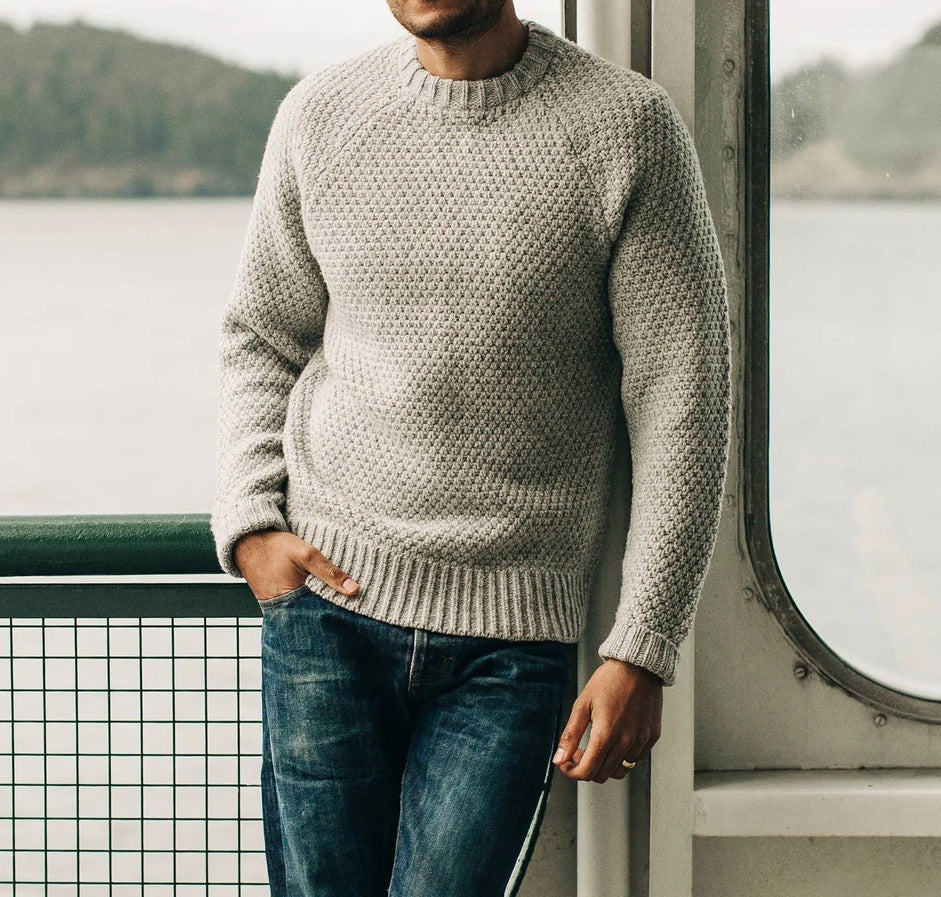 Gary – Winter Pullover with Crew Neck in Solid Design