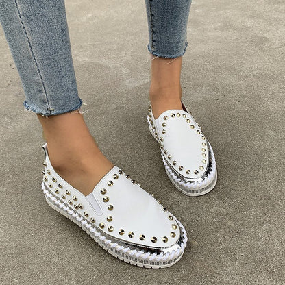 Hannah – Flat Sneakers with Studs