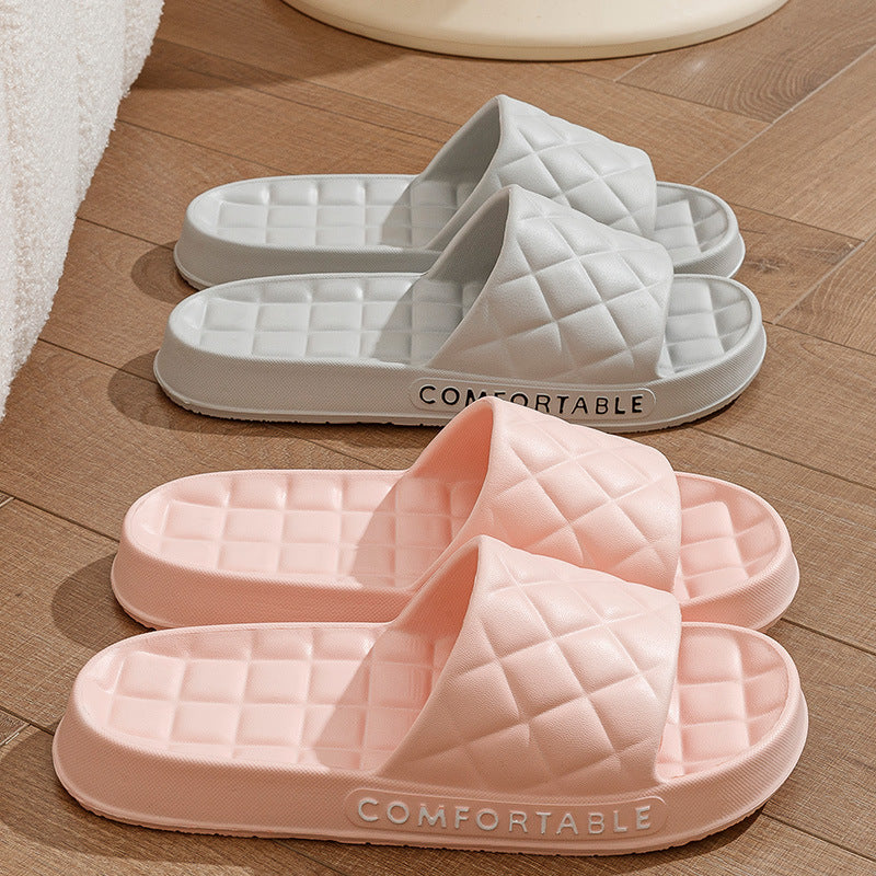 Gavin – Soft Slippers with Checkered Pattern