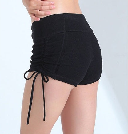 Amelia – Slim Fit Yoga Shorts