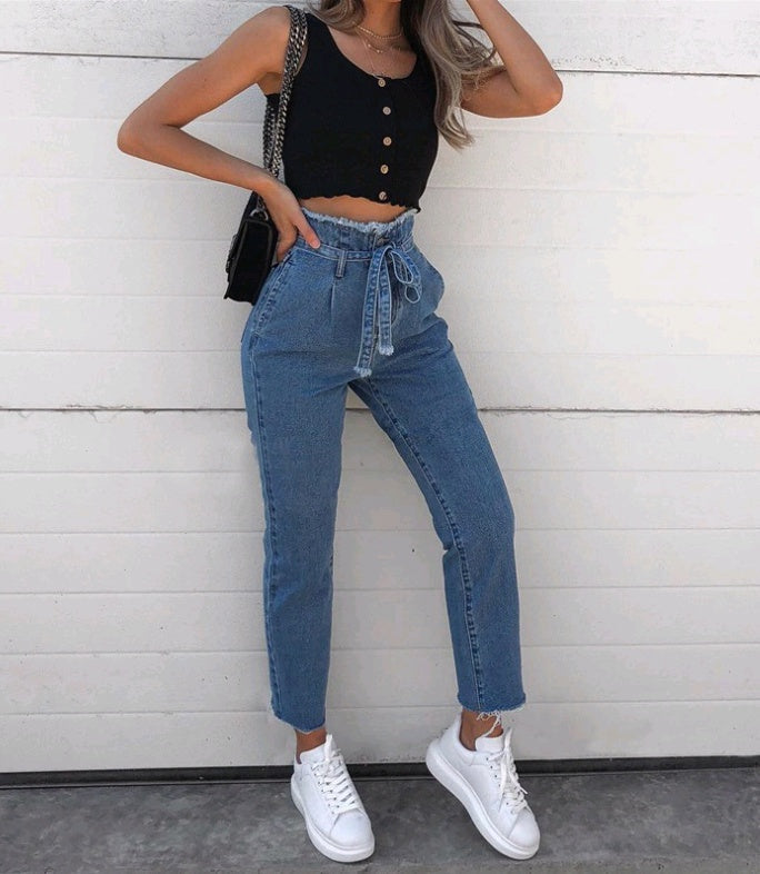 Carly – High-Waisted Jeans with Stylish Design