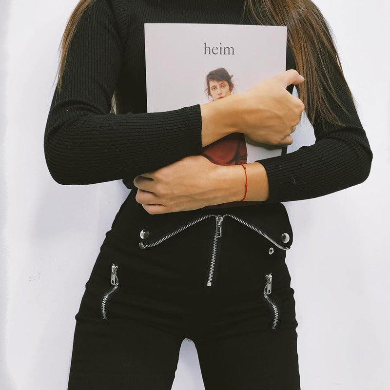 Betty – Dark Zippered Casual Pants