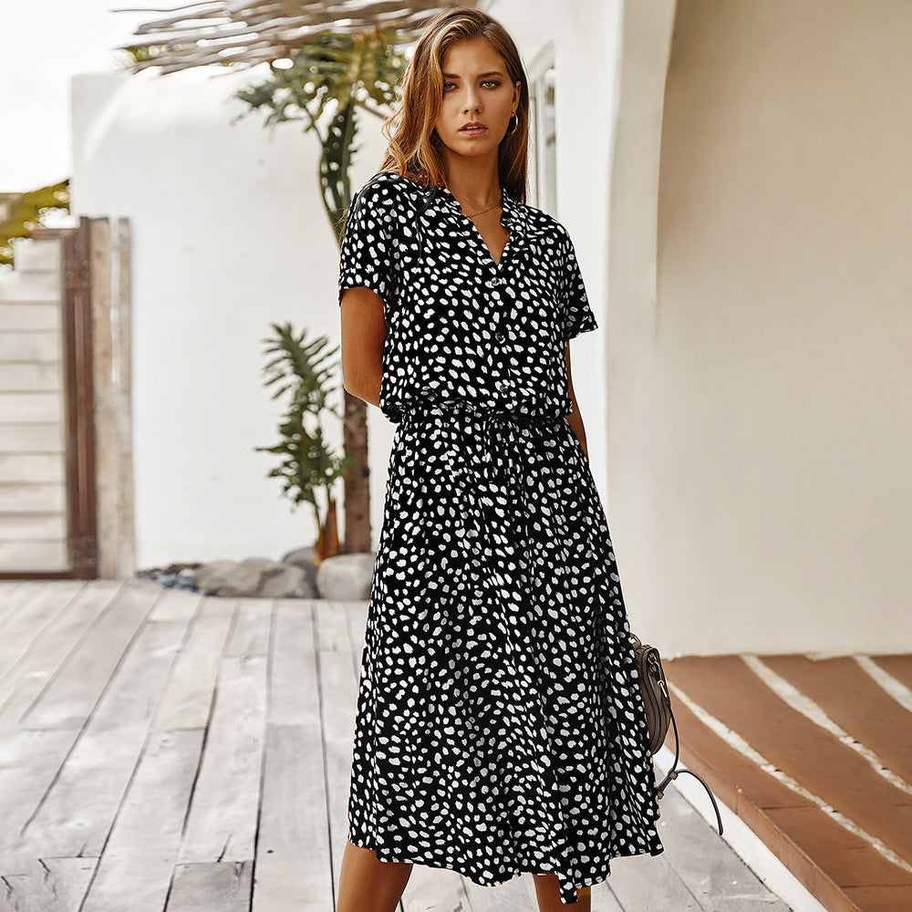 Sara – Short Women's Dress with Wave Dot Pattern and Collar