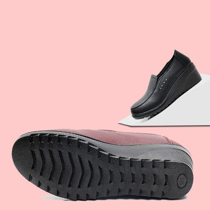 Dawn – Soft Women's Pumps with Wedge Heel