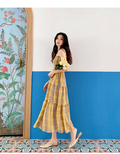 Christina – Chiffon Dress with Check Pattern and Slim Waist