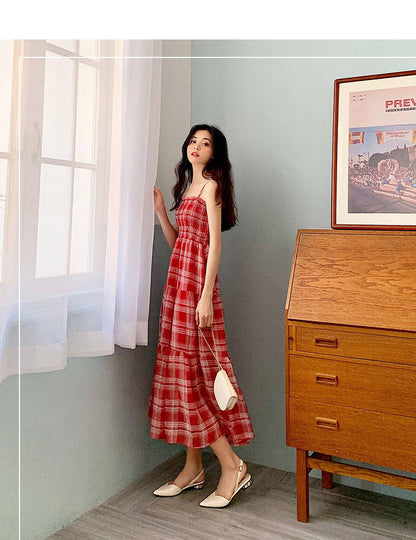 Christina – Chiffon Dress with Check Pattern and Slim Waist