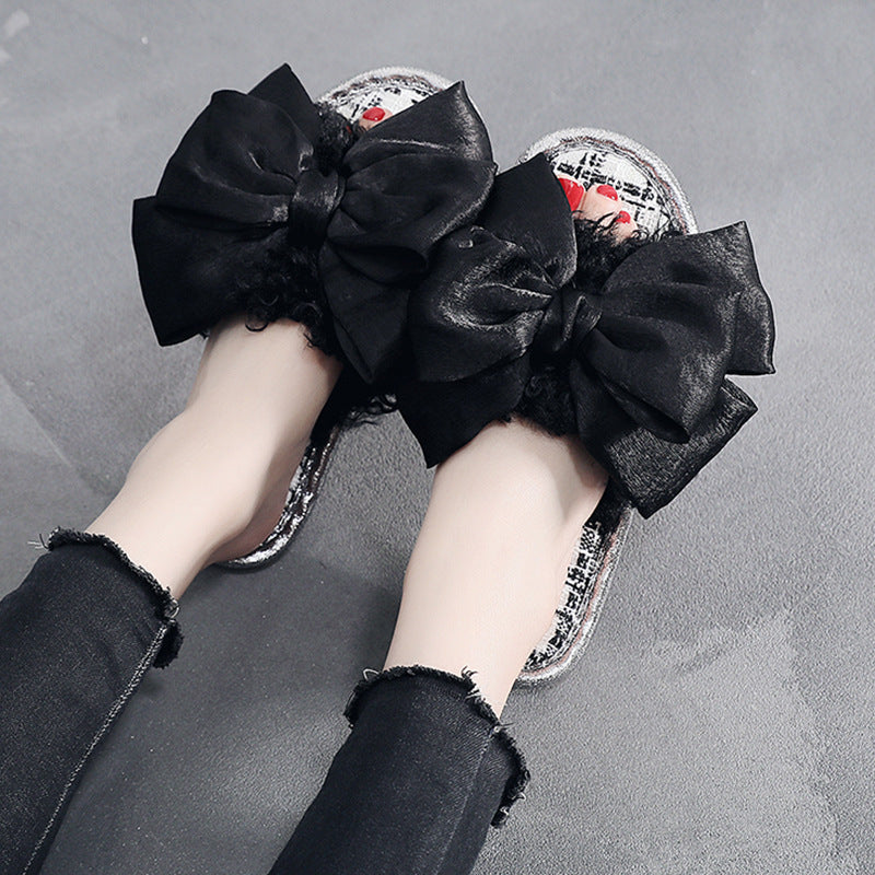 Clara – Fluffy Slippers with Large Bow Detail