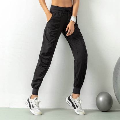Patricia – Shaping Fitness Pants with Wide Legs