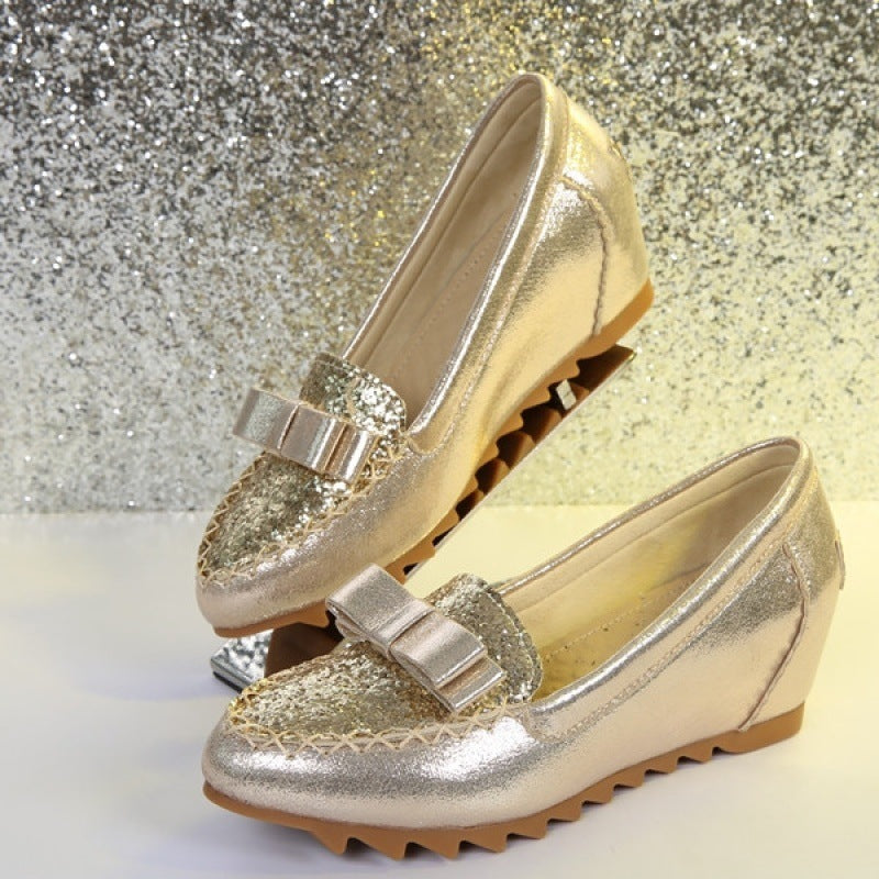 Jessica – Comfortable Women's Pumps with Pointed Cutout and Wedge Heel