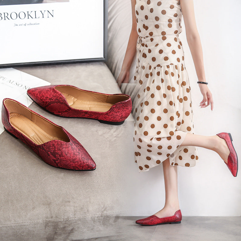 Emma – Ballerina Flats with Serpentine Pattern