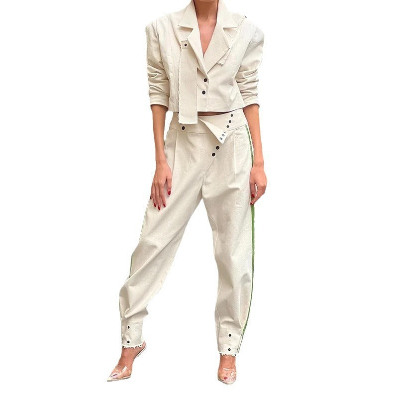 Julie – Elegant Temperament Suit with Lapel