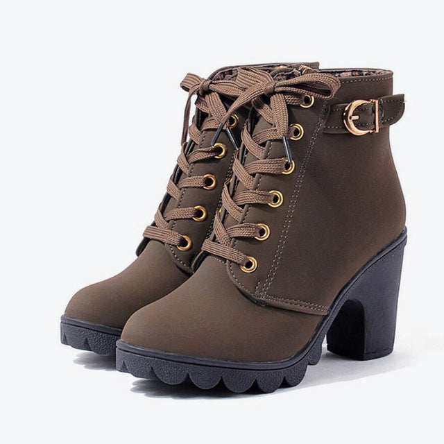 Glenn – Cross-Strap Ankle Boots with Martin Style