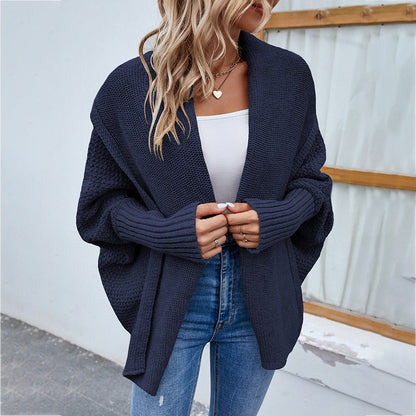 Kelly – Casual Knit Cardigan with Batwing Sleeves and Large Lapels