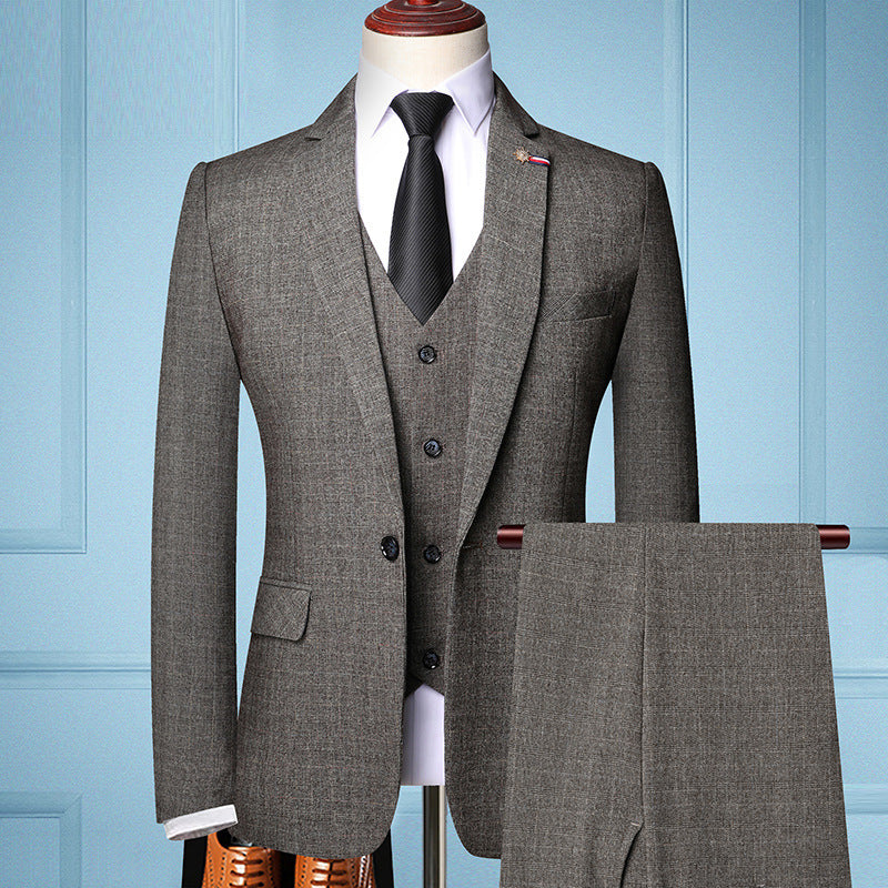 Doug – Three-Piece Men's Suit