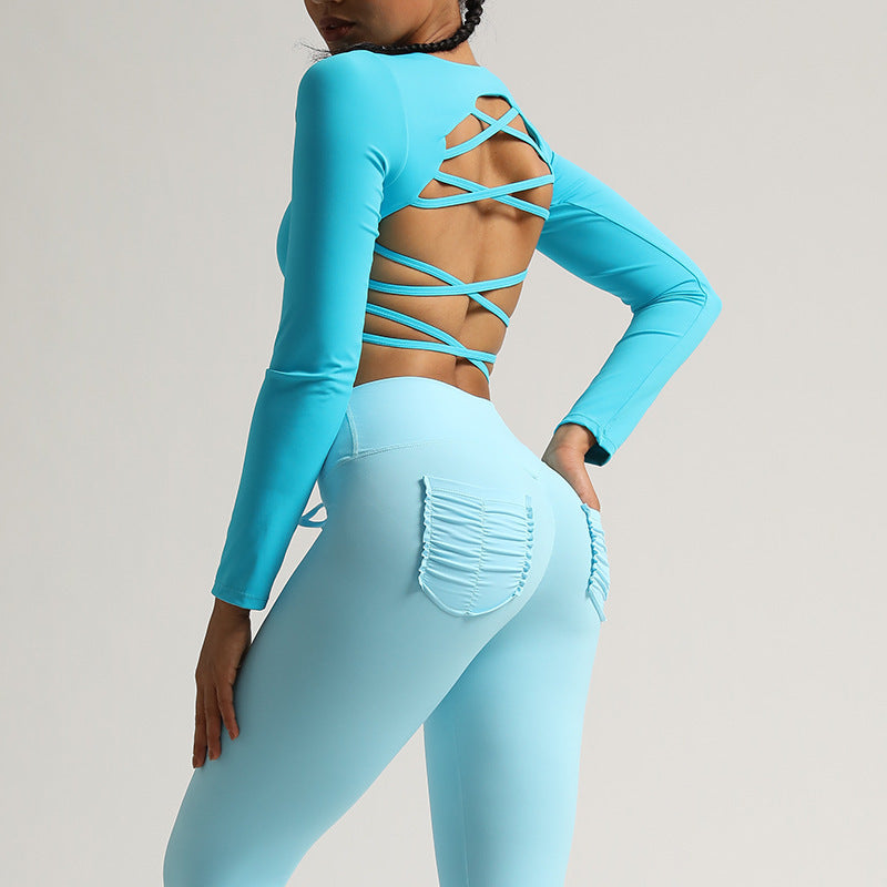 Ruth – Sporty Women's Yoga Top with Cutouts