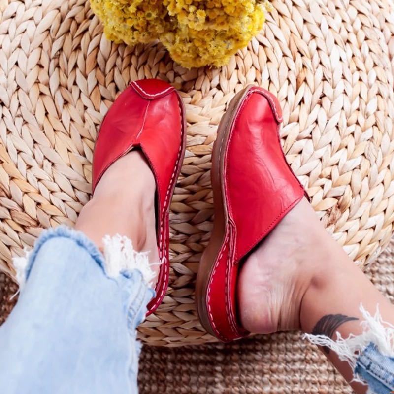 Esme – Retro Women's Slip-On Shoes