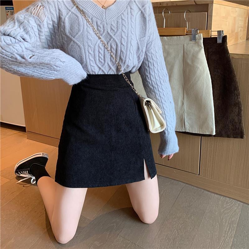 Grace – Retro Corduroy A-Line Mini Skirt with High Waist