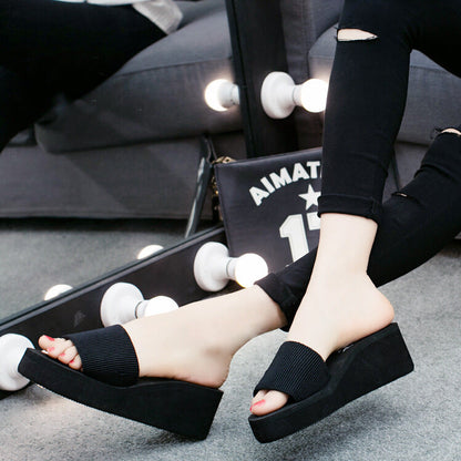 Jacqueline – Women's Slide Sandals with Elastic Sole