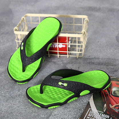 Max – Non-Slip Men's Summer Sandals with Flip-Flop Design