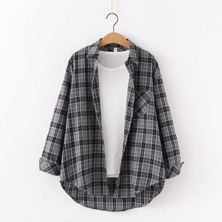 Hayley – Checkered Women's Blouse with Relaxed Fit