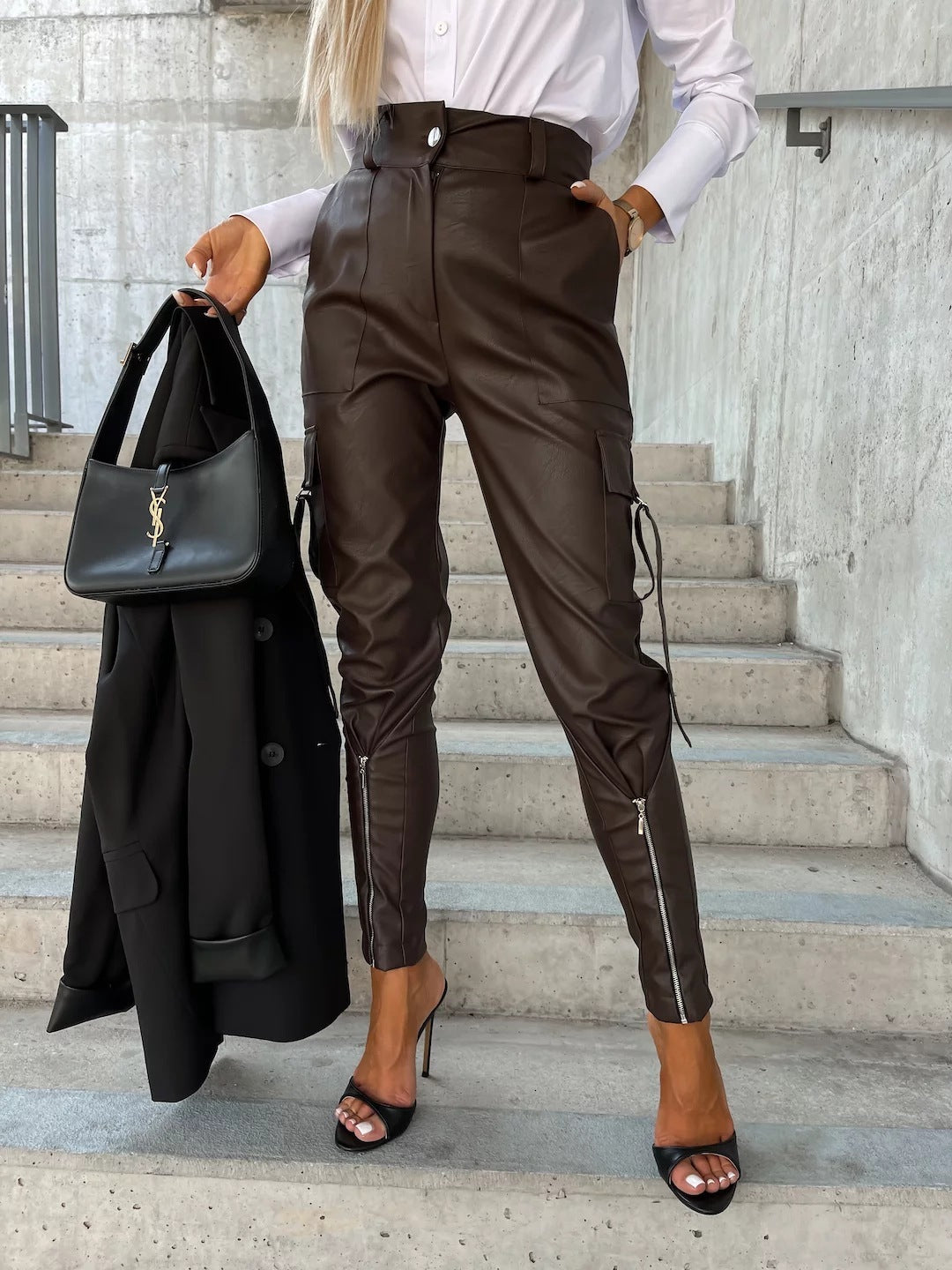 Melissa – Slim Fit Women's Pants in Vegan Leather with Pockets