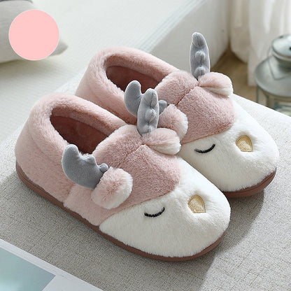 Kelly – Cozy Winter Moose Plush Slippers