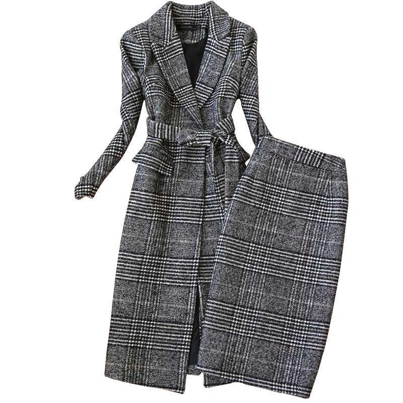 Brett – Grey Plaid Skirt Suit