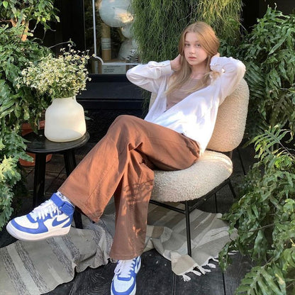 Amy – Retro Women's Jeans in Solid Brown