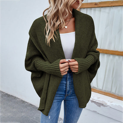 Kelly – Casual Knit Cardigan with Batwing Sleeves and Large Lapels