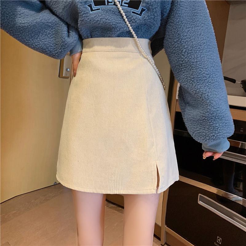 Grace – Retro Corduroy A-Line Mini Skirt with High Waist