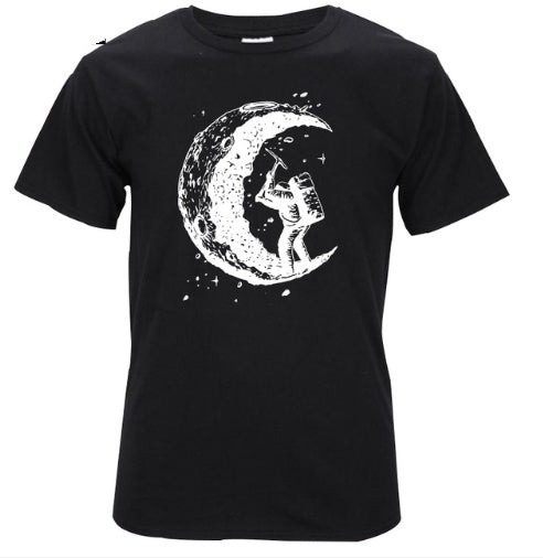 Frederick – Casual T-Shirt with Moon Print for Men