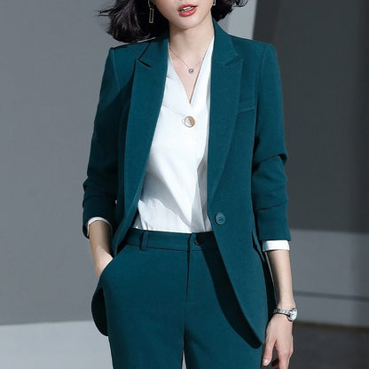 Nicole – Elegant Women's Suit